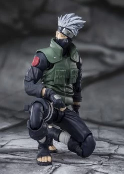 Bandai S.H. Figuarts Naruto: Shippuden Kakashi Hatake - Famed Sharingan Hero - Action Figure -Toy Shop 4573102634511f