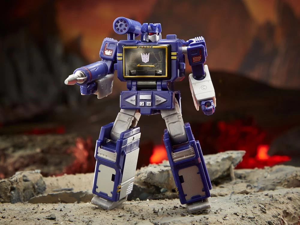 Hasbro Transformers Generations War For Cybertron: Kingdom Core Soundwave Action Figure WFC-K21 7 Hasbro Transformers Generations War For Cybertron: Kingdom Core Soundwave Action Figure WFC-K21 - Image 5