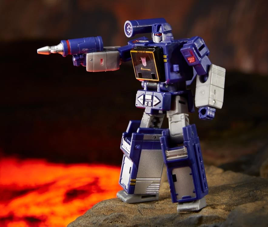 Hasbro Transformers Generations War For Cybertron: Kingdom Core Soundwave Action Figure WFC-K21 5 Hasbro Transformers Generations War For Cybertron: Kingdom Core Soundwave Action Figure WFC-K21 - Image 3