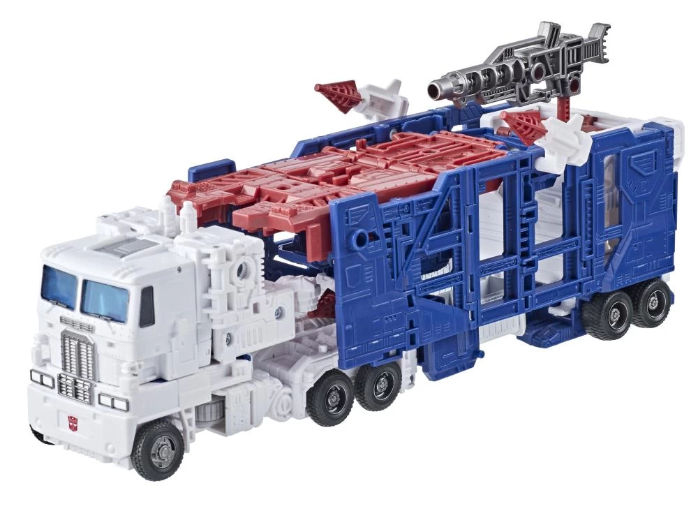 Hasbro Transformers Generations War For Cybertron: Kingdom Leader Ultra Magnus Action Figure WFC-K20 4 Hasbro Transformers Generations War For Cybertron: Kingdom Leader Ultra Magnus Action Figure WFC-K20 - Image 2