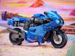 Hasbro Transformers Generations Legacy Deluxe Class Prime Universe Arcee Action Figure -Toy Shop 5010993974900e 49871718 ba1c 44dc 99c5 506ce1064857