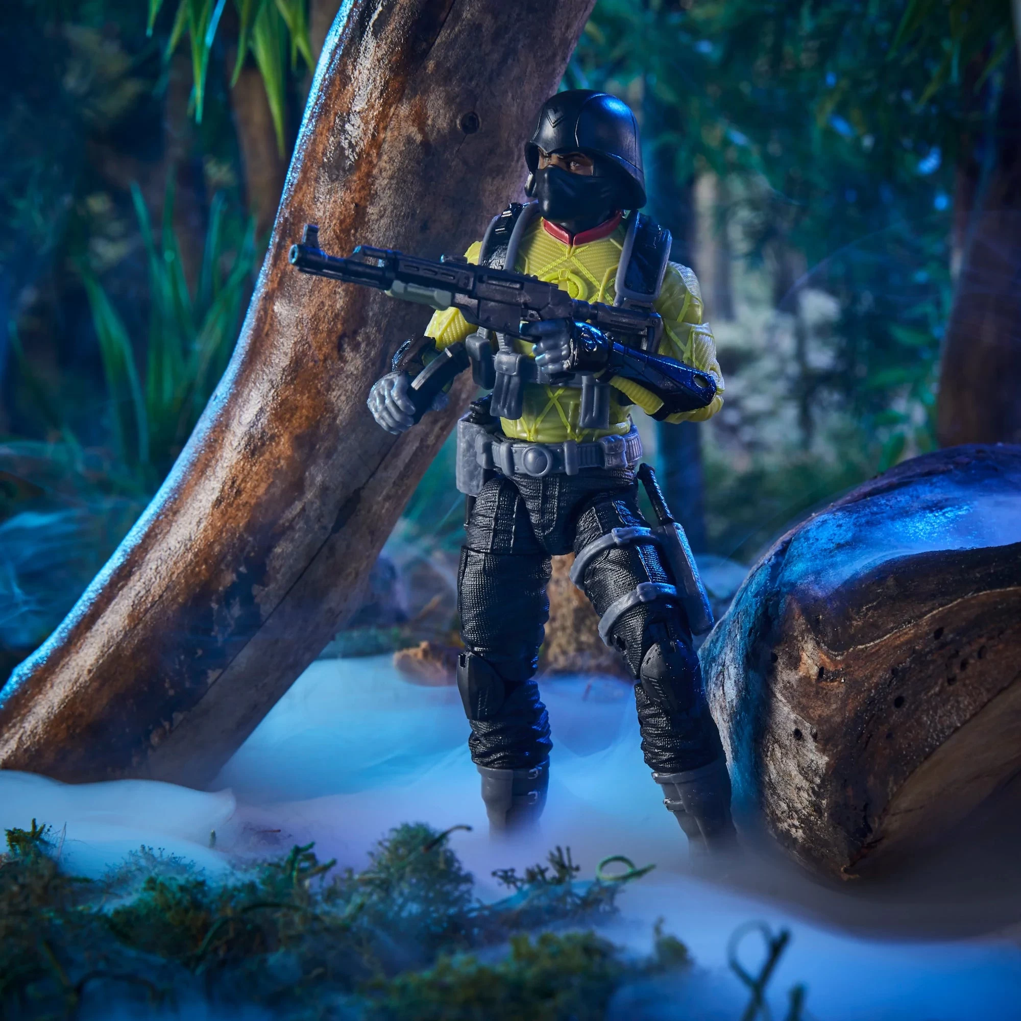 Hasbro G.I. Joe Classified Series Python Patrol Officer Action Figure 4 Hasbro G.I. Joe Classified Series Python Patrol Officer Action Figure - Image 2