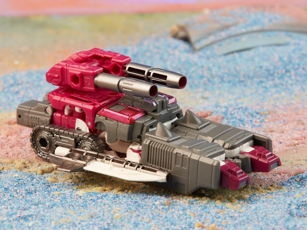 Hasbro Transformers Generations Legacy Deluxe Class Skullgrin Action Figure 6 Hasbro Transformers Generations Legacy Deluxe Class Skullgrin Action Figure - Image 4