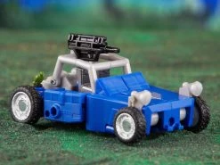 Hasbro Transformers Generations Legacy Evolution Deluxe Class Beachcomber And Paradise Parakeet Action Figure -Toy Shop 5010996133304f