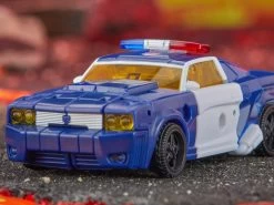 Hasbro Transformers Generations Legacy United Deluxe Rescue Bots Universe Autobot Chase Action Figure -Toy Shop 5010996195845h