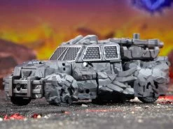 Hasbro Transformers Generations Legacy United Deluxe Infernac Universe Magneous Action Figure -Toy Shop 5010996195968i