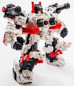 Master Made SDT-01 Mega Series And ST-03 Statue Series Titan Action Figure